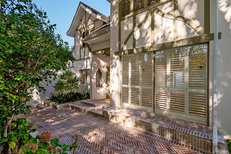 5 Bedroom Property for Sale in Newlands Western Cape